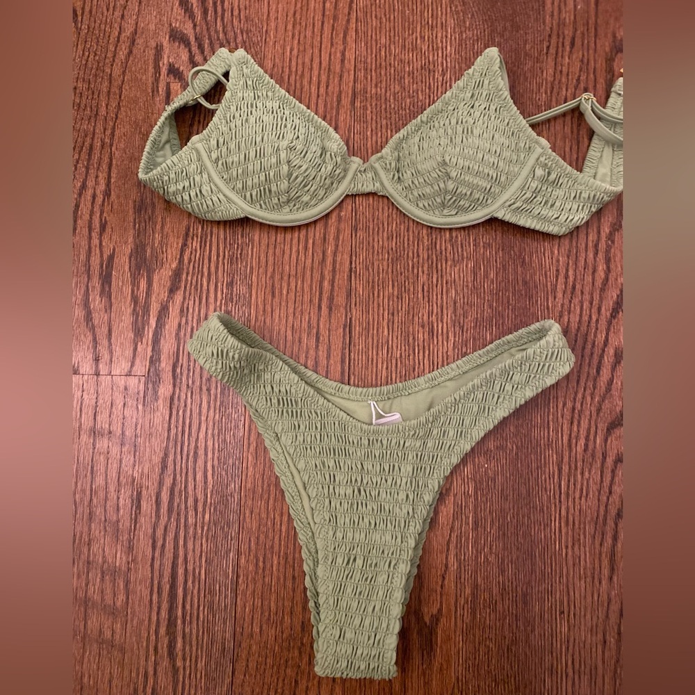 Green textured bathing suit
